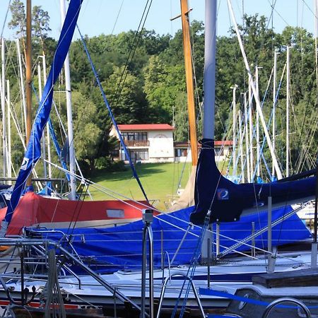 Yacht Club Barrandov Kozli u Orlika Exterior foto